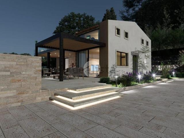 Case e ville in vendita di 240 m² in Contrada Fraginesi, 1