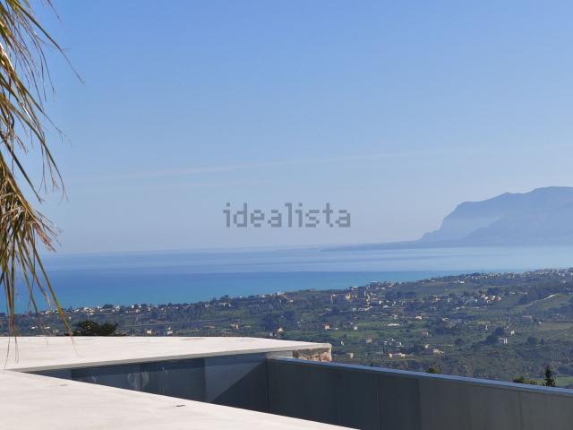 Case e ville in vendita di 240 m² in Contrada Piano Principe, 10