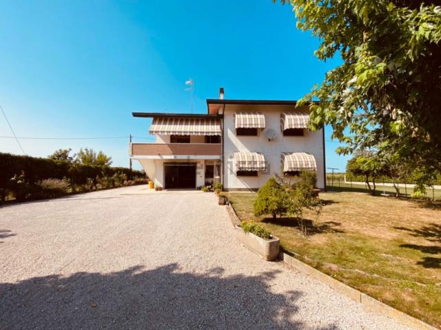 Case e ville in vendita di 240 m² in Corso Risorgimento, 37