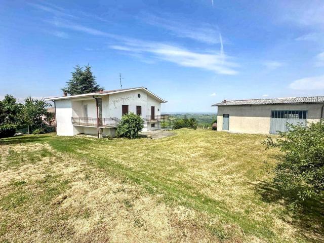 Case e ville in vendita di 240 m² in Frazione Torrone