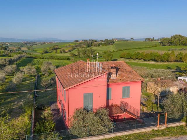Case e ville in vendita di 240 m² in Località Poggio del Papa