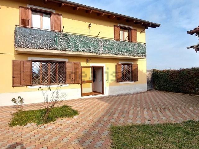 Case e ville in vendita di 240 m² in Strada Provinciale 83