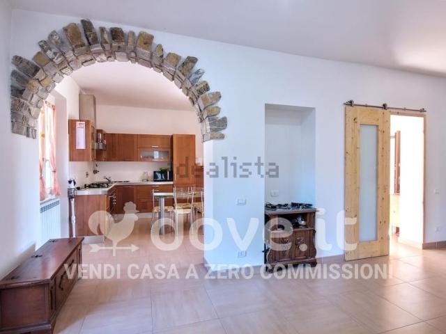 Case e ville in vendita di 240 m² in Strada Provinciale del Pollino