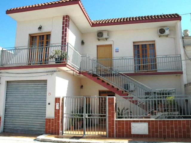 Case e ville in vendita di 241 m² in Via Loisio dello Preite, 117