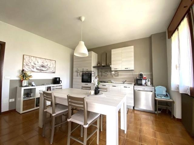 Case e ville in vendita di 243 m²