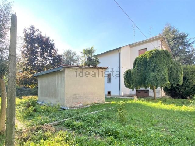 Case e ville in vendita di 243 m² in Viale Risorgimento