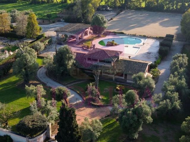 Case e ville in vendita di 244 m² in Via Campo Selva