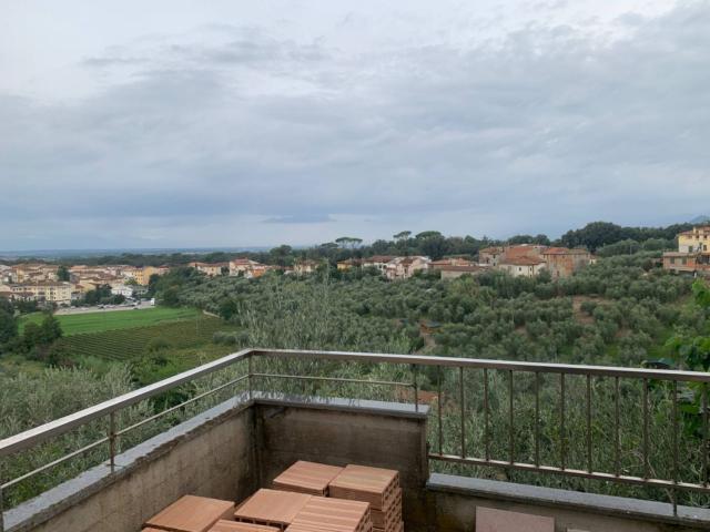 Case e ville in vendita di 245 m² in Via Ceppeto, 17
