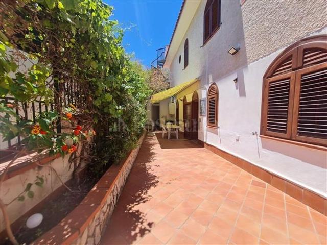 Case e ville in vendita di 245 m² in Via Chiesazza Passi
