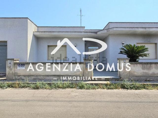 Case e ville in vendita di 245 m² in Via Liguria, 31