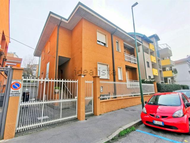 Case e ville in vendita di 245 m² in Via Luigi Pirandello, 12