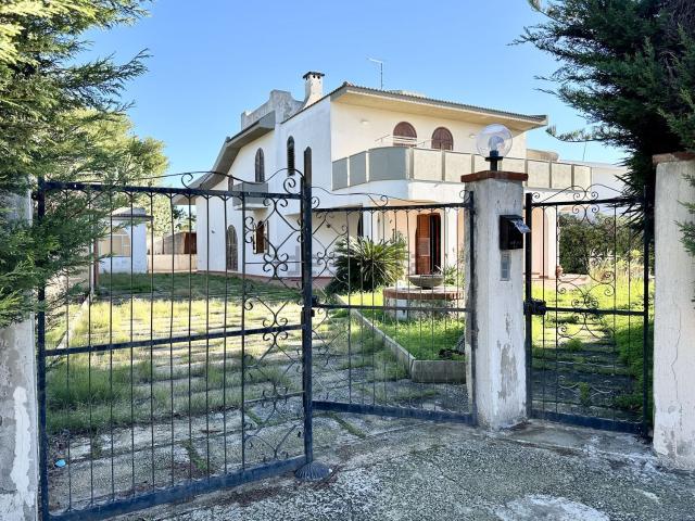 Case e ville in vendita di 245 m² in Via Mar Baltico