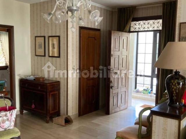 Case e ville in vendita di 245 m² in Via Marcantonio Bragadin