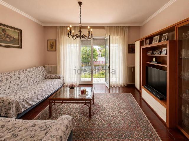 Case e ville in vendita di 246 m² in Via Gaetano Luporini, 1235