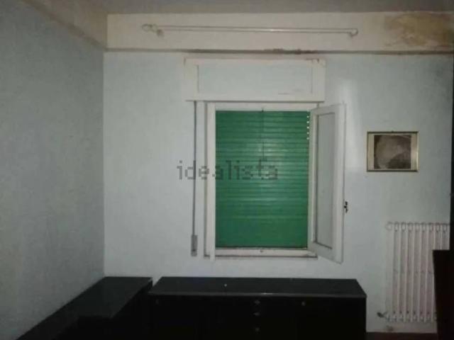 Case e ville in vendita di 248 m² in Via Giosuè Carducci, 34