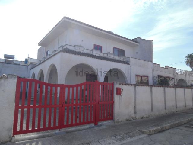 Case e ville in vendita di 248 m² in Via Giovanni Paisiello