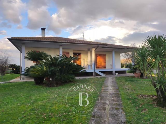 Case e ville in vendita di 248 m² in Strada Litoranea