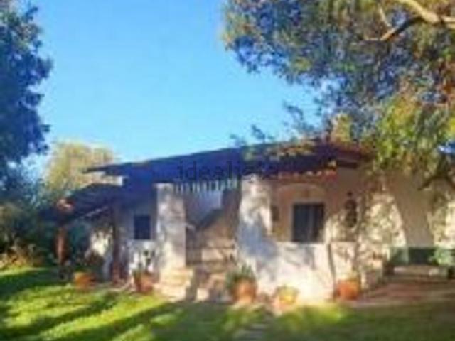 Case e ville in vendita di 249 m² in Via Lucy, 33