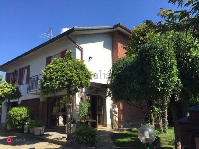 Case e ville in vendita di 250 m²