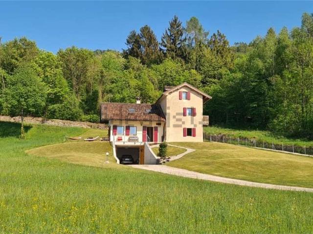 Case e ville in vendita di 250 m²