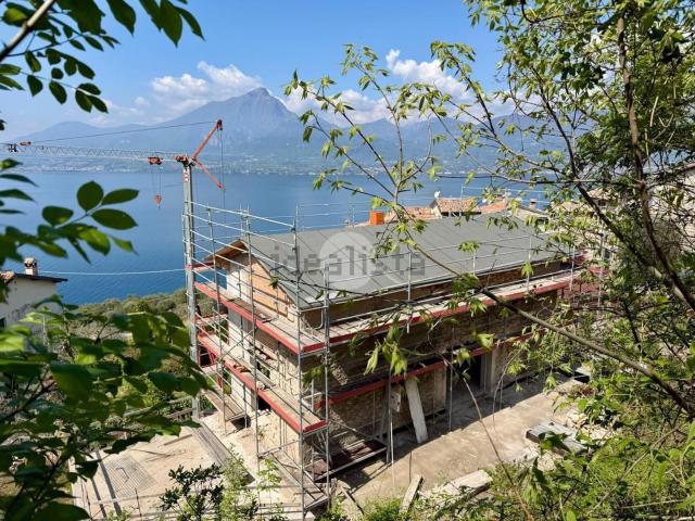 Case e ville in vendita di 250 m²