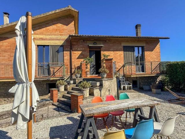 Case e ville in vendita di 250 m²