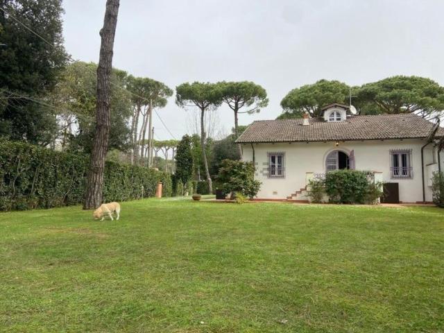 Case e ville in vendita di 250 m²