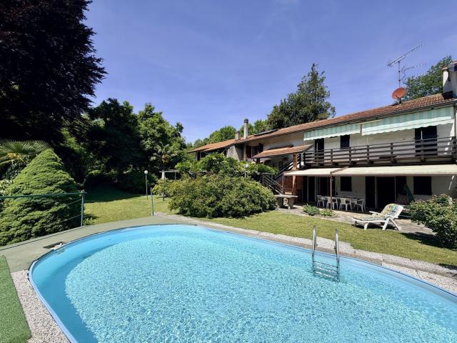 Case e ville in vendita di 250 m²