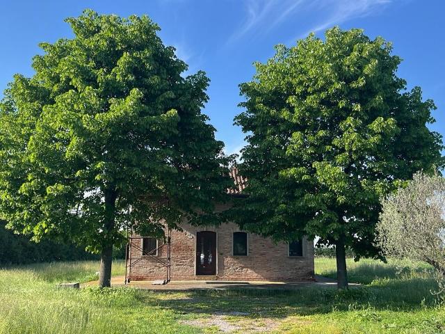 Case e ville in vendita di 250 m²