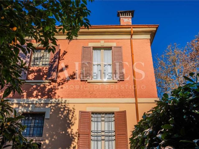 Case e ville in vendita di 250 m²