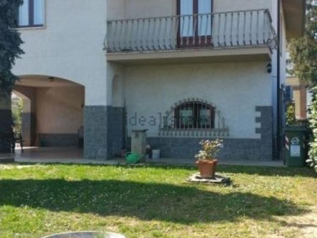 Case e ville in vendita di 250 m²
