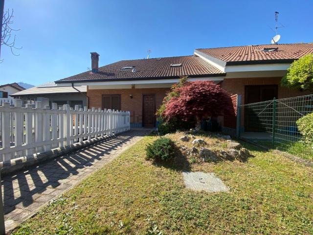 Case e ville in vendita di 250 m²