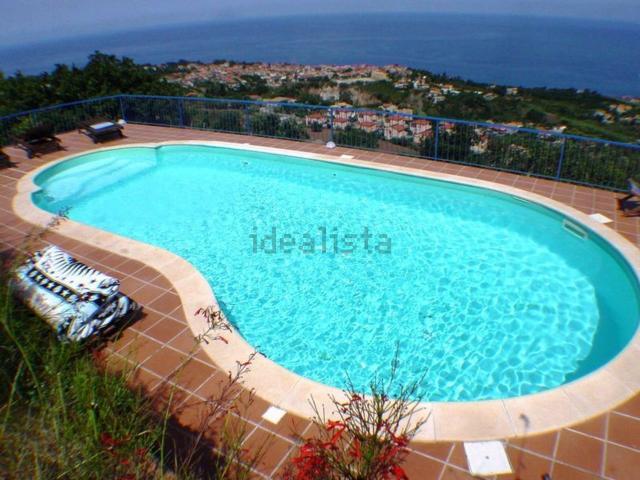 Case e ville in vendita di 250 m²