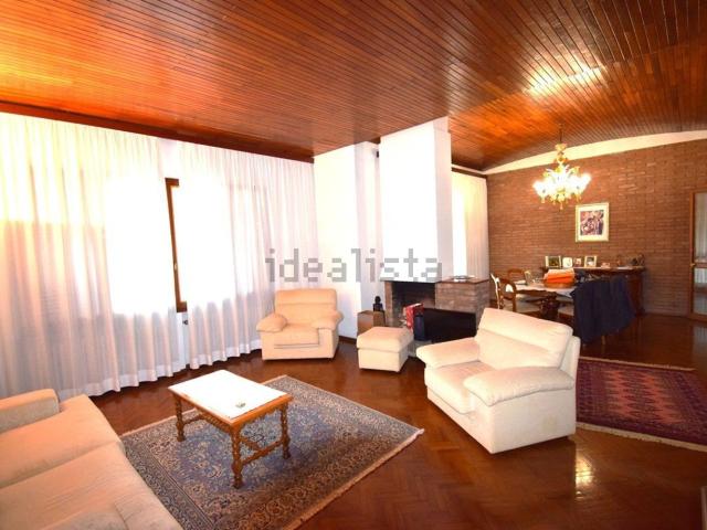 Case e ville in vendita di 250 m²