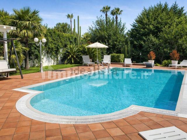 Case e ville in vendita di 250 m² in Traversa Bonavia