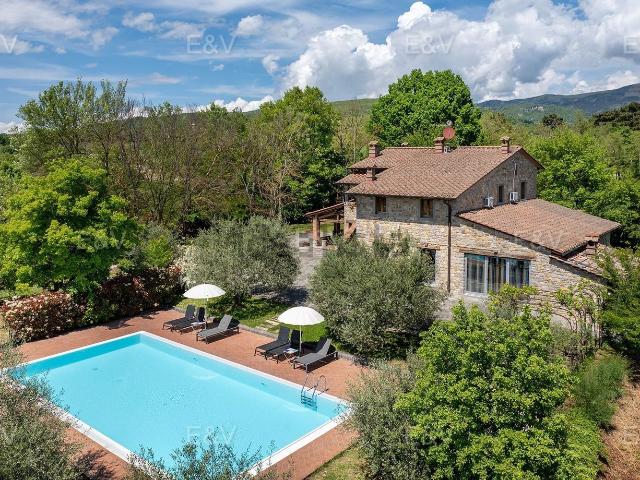 Case e ville in vendita di 250 m² in Via Agna