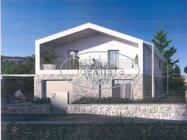 Case e ville in vendita di 250 m² in Via Bartolomeo Vanzetti, 1