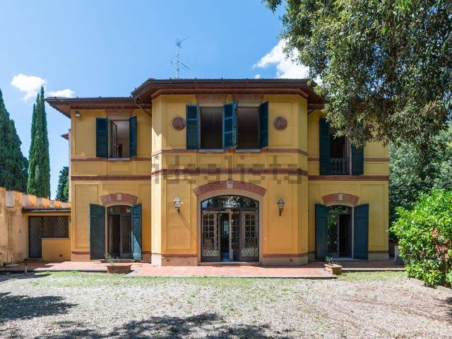Case e ville in vendita di 250 m² in Via del Pian dei Giullari