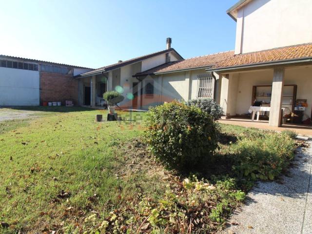 Case e ville in vendita di 250 m² in Via Oca Pisana, 33