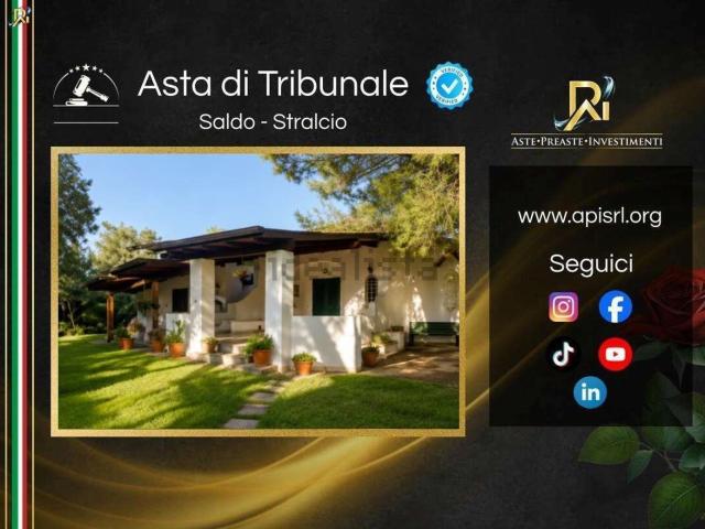 Case e ville in vendita di 250 m² in Via Lucy