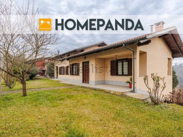 Case e ville in vendita di 250 m² in Via Montalcini, 11