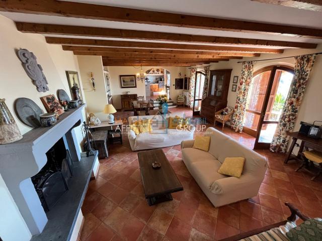 Case e ville in vendita di 250 m² in Via San Lorenzo, 70