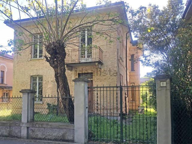 Case e ville in vendita di 250 m² in Via XX Settembre