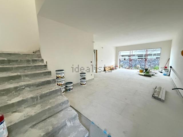Case e ville in vendita di 250 m² in Viale della Gioventù