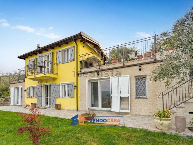 Case e ville in vendita di 250 m² in Borgo Barnato