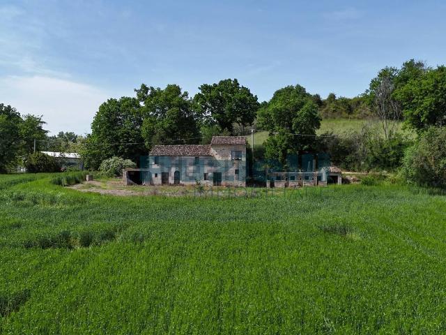 Case e ville in vendita di 250 m² in Contrada Castagneto, 1