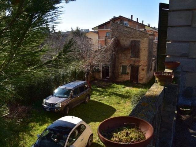 Case e ville in vendita di 250 m² in Contrada Coccioni, 51