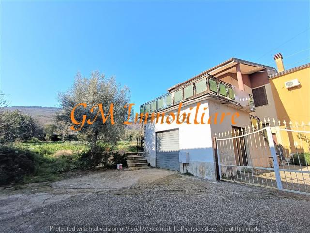 Case e ville in vendita di 250 m² in Corso Umberto I°