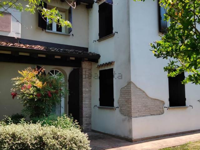Case e ville in vendita di 250 m² in Frazione Samboseto, 51