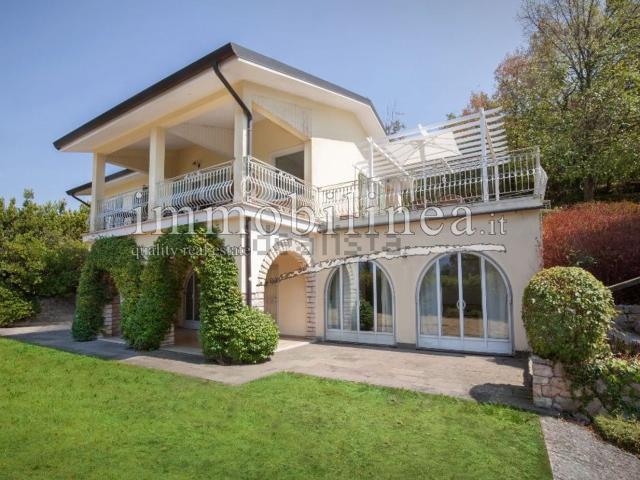 Case e ville in vendita di 250 m² in Località le Sorte